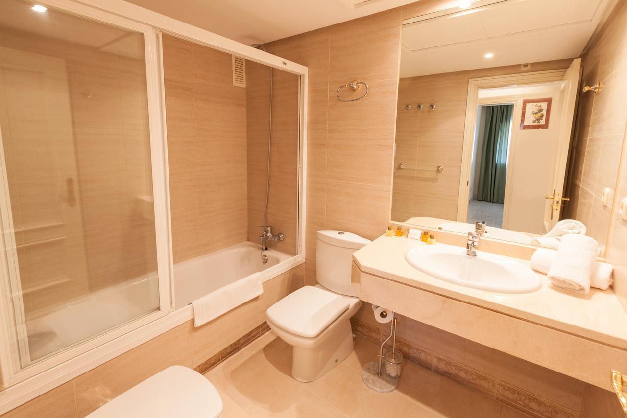 Marina De Banus Apartment Marbella Eksteriør bilde